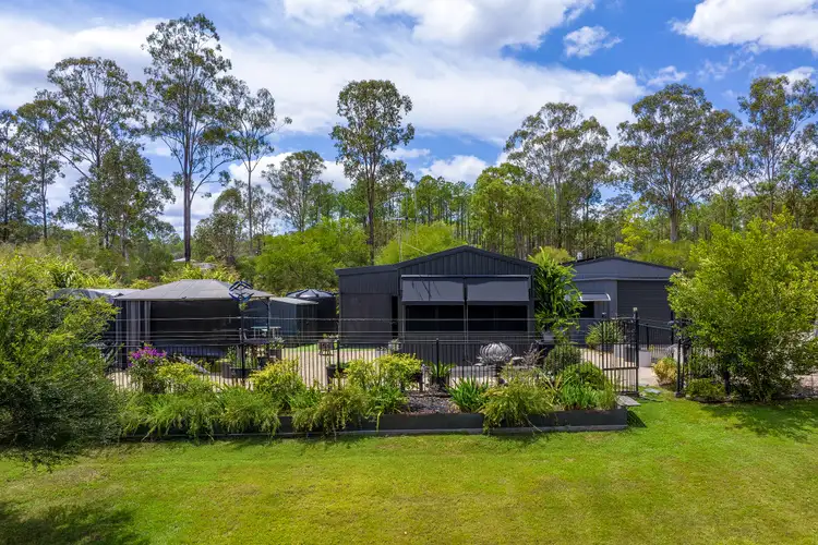 126 Arborcrescent Road