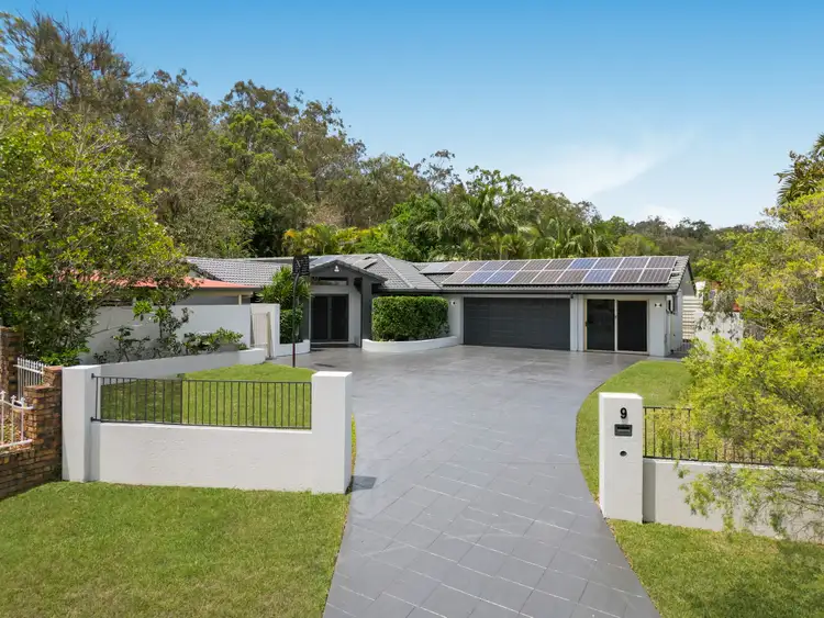 9 Greenwood Court, Parkwood QLD 4214