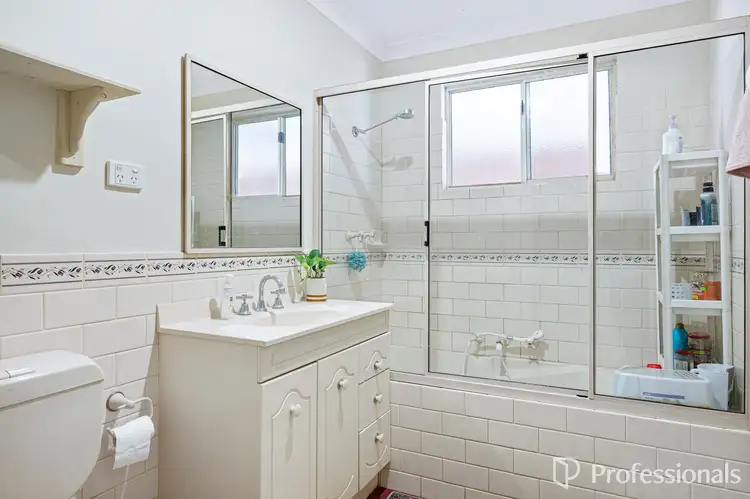 Sixth view of Homely unit listing, 2/11 Johnston Street, Boulder WA 6432