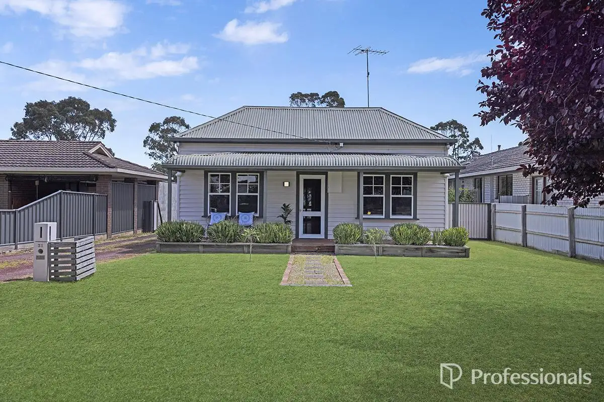Main view of Homely house listing, 31 Kitchener Street, Hamilton VIC 3300