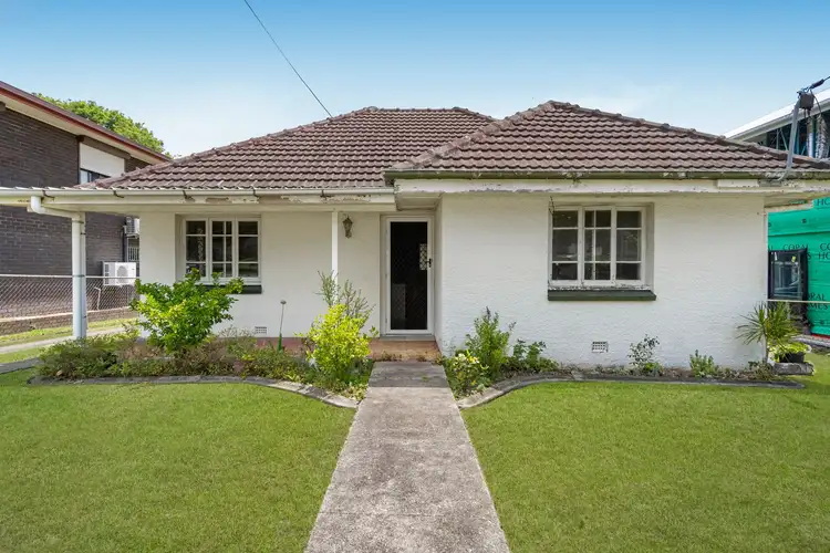 72 SHRAPNEL RD, Cannon Hill QLD 4170