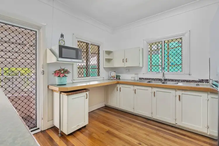 Fourth view of Homely house listing, 72 SHRAPNEL RD, Cannon Hill QLD 4170