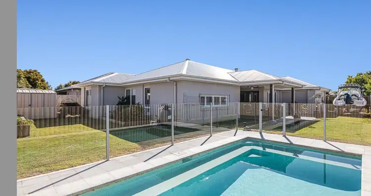 4 Clubrush Court, Banksia Beach QLD 4507