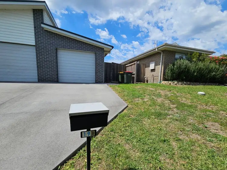 2/19 Auburn Street, Gillieston Heights NSW 2321