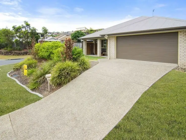 3 Lennox Street, Pacific Pines QLD 4211