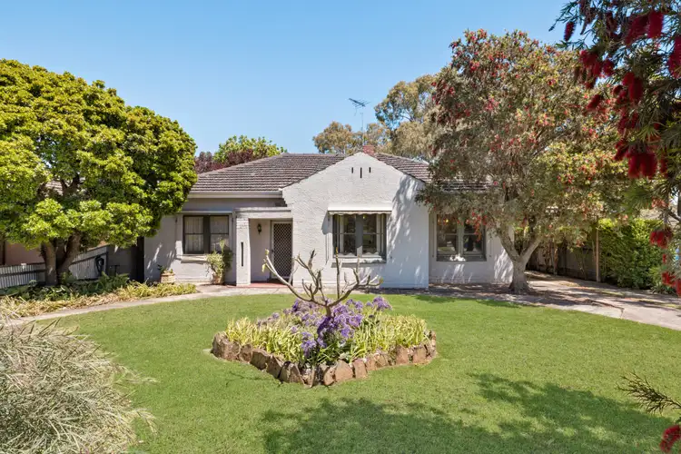 18 Hunt Avenue, Tranmere SA 5073