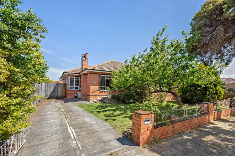 37 Hall Street, Sunshine West VIC 3020