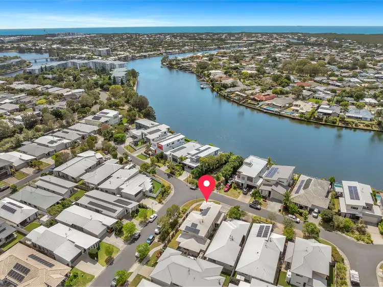 8 Waterway Drive, Birtinya QLD 4575