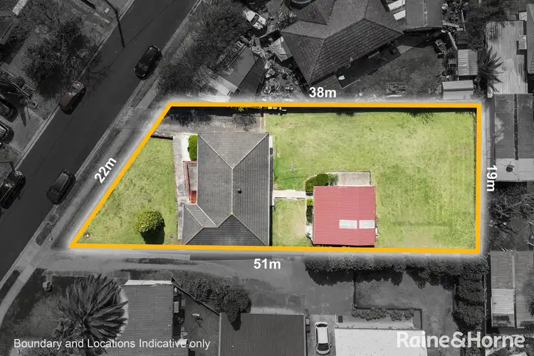 3 English Street, Glenfield NSW 2167