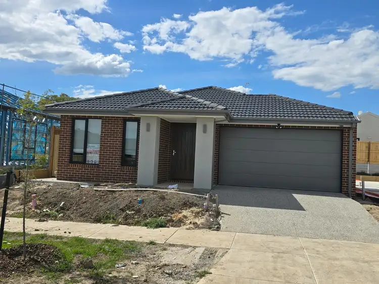 6 Yundil Road, Mickleham VIC 3064