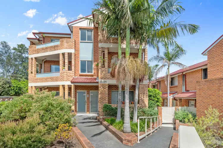 25-29 Marlowe Street