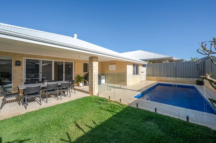 11 Elda Way, Alkimos WA 6038