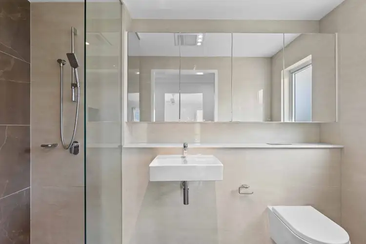 Sixth view of Homely house listing, 1 Josephine Drive, Tiaro QLD 4650