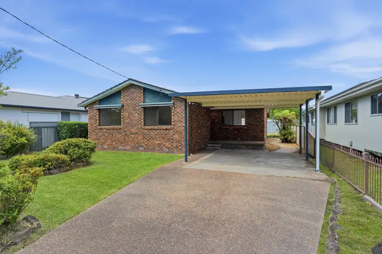 41 Sabrina Avenue, Bateau Bay NSW 2261