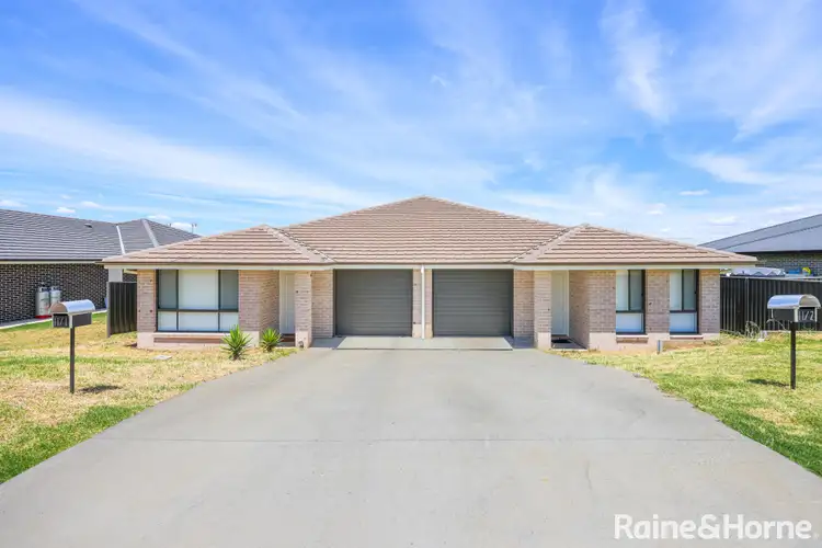 1 & 2/11 Francis Avenue, Tamworth NSW 2340