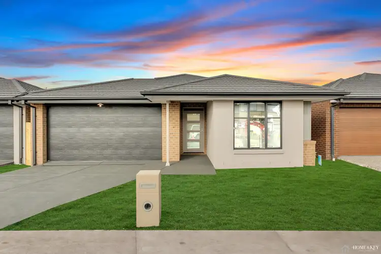 14 Topiary Way, Donnybrook VIC 3064