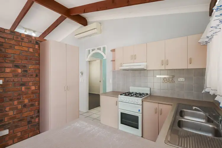 Fifth view of Homely house listing, 8 Leila Avenue, Rasmussen QLD 4815