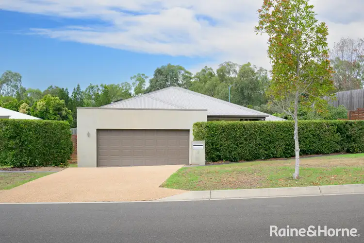 8 Carlsson Place, Kirkwood QLD 4680
