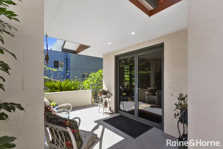 Second view of Homely house listing, 10 Thistle Way, Fletcher NSW 2287