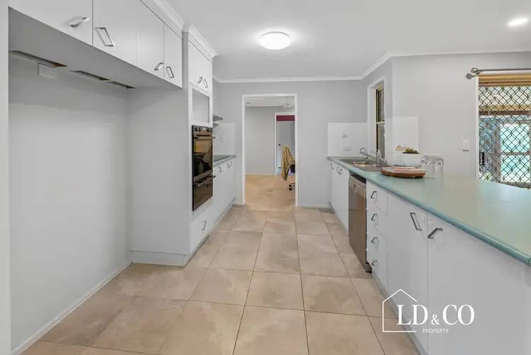 Fifth view of Homely house listing, 8 Dundee Court, Beaconsfield QLD 4740