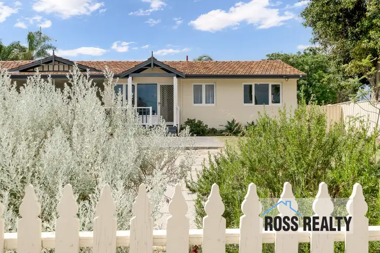 Second view of Homely house listing, 4/15 Lupton Way, Lockridge WA 6054