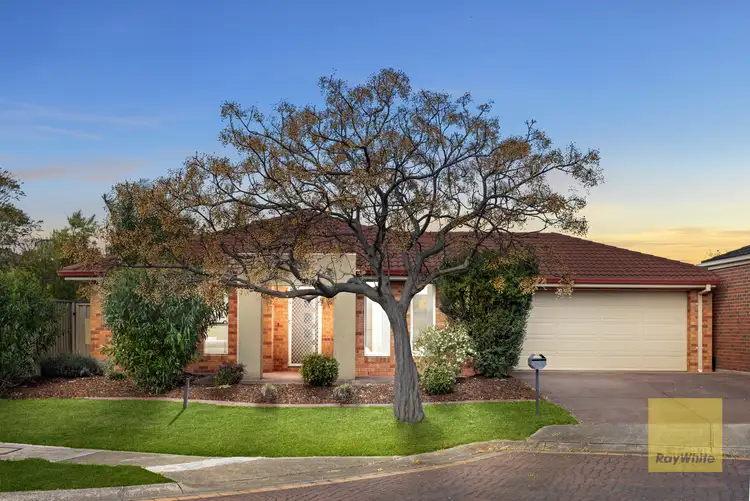 2 Ibiza Court, Point Cook VIC 3030