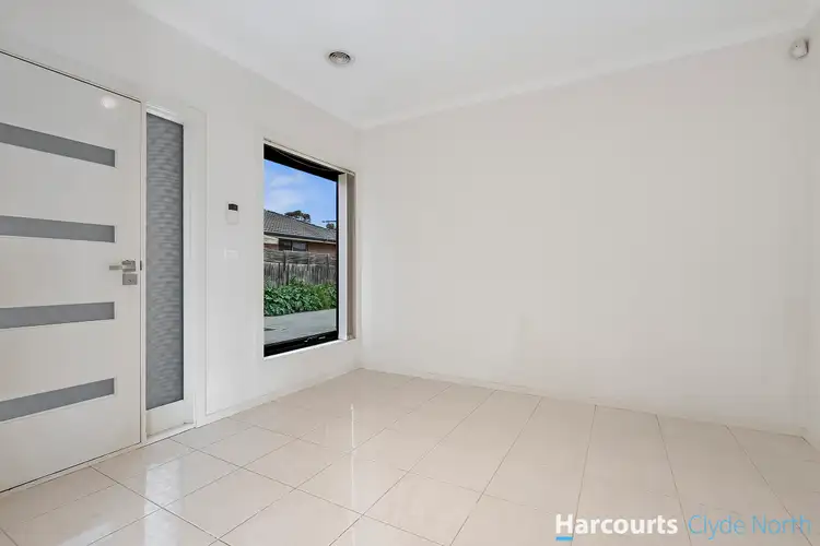 Second view of Homely house listing, 2/4 Victoria Road, Narre Warren VIC 3805