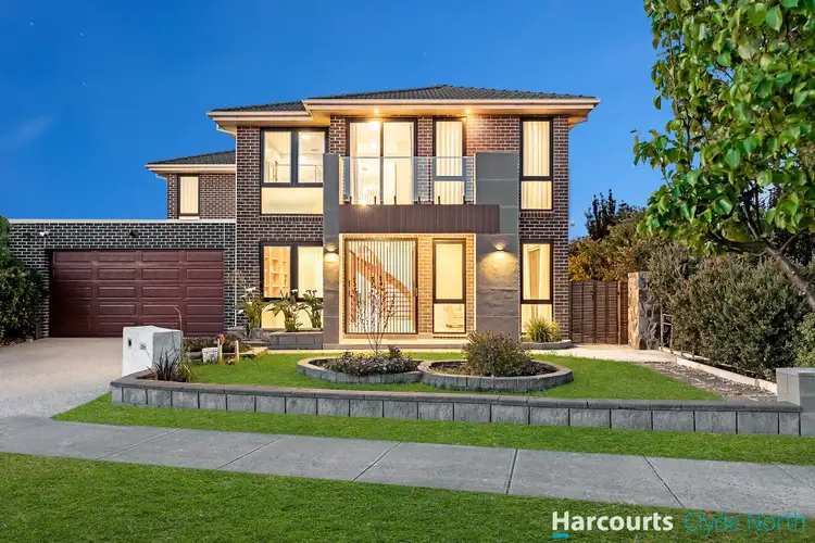 9 Riverbank Close, Clyde North VIC 3978