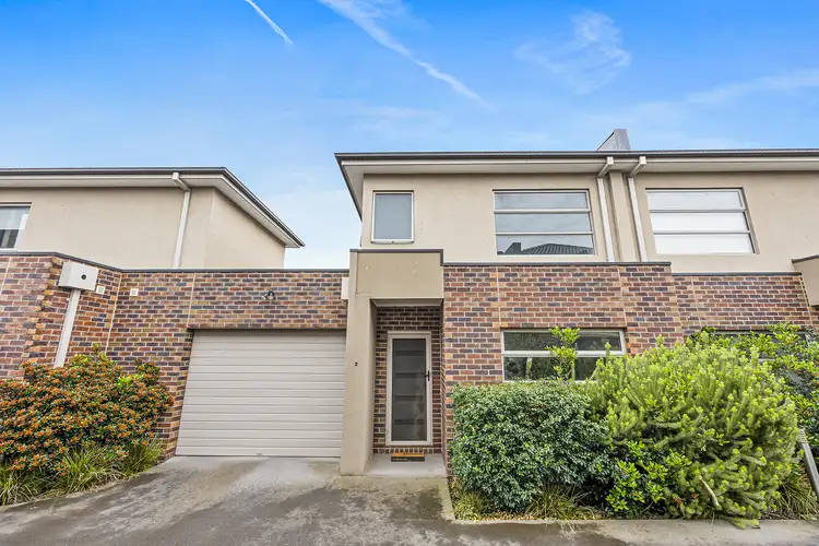 2/16 Pleasant Avenue, Thomastown VIC 3074