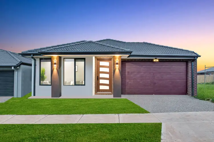 15 Redcraze Rd, Bonnie Brook VIC 3335