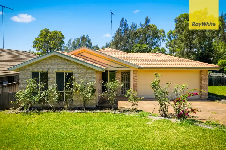 8 Turf Place, Quakers Hill NSW 2763