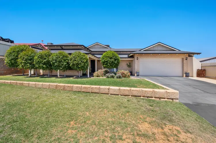4 Pirring Way, Hannans WA 6430