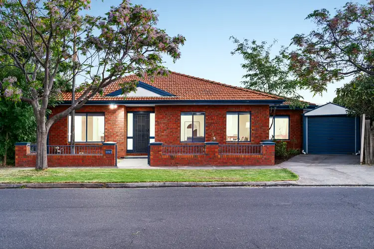 1A Stenhouse Avenue, Brooklyn VIC 3012