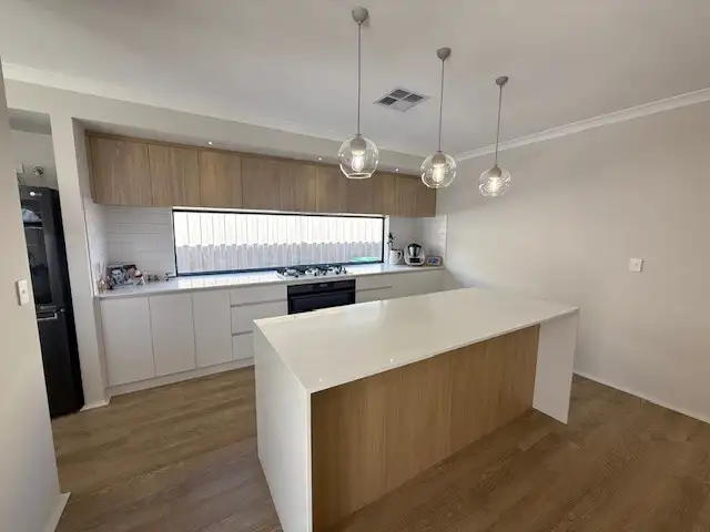 Fifth view of Homely house listing, 7 Glitter La, Mandogalup WA 6167