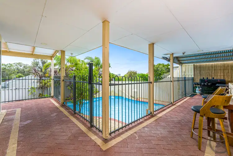 29 Carina Circle, Halls Head WA 6210