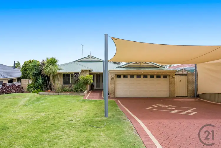 29 Carina Circle, Halls Head WA 6210
