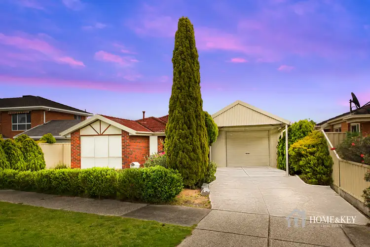 15 Gibbons Drive, Epping VIC 3076