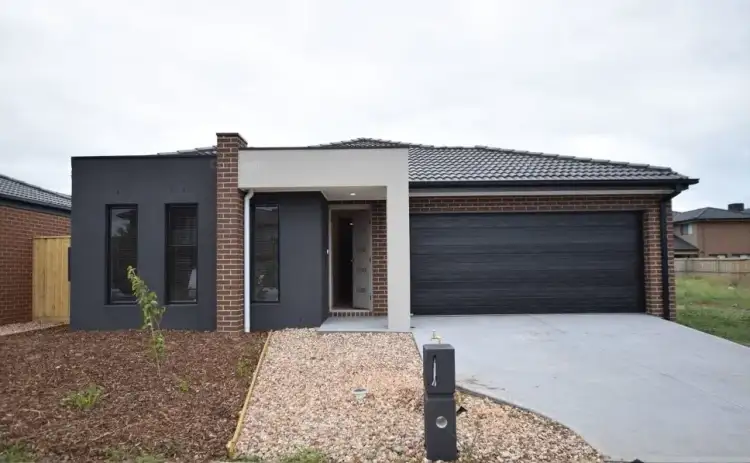 13 Torrington Street, Point Cook VIC 3030