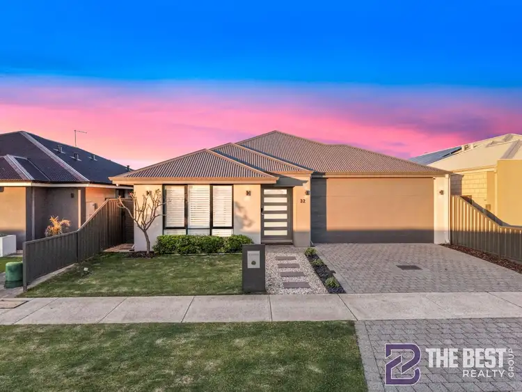 32 Hickman Drive, Piara Waters WA 6112