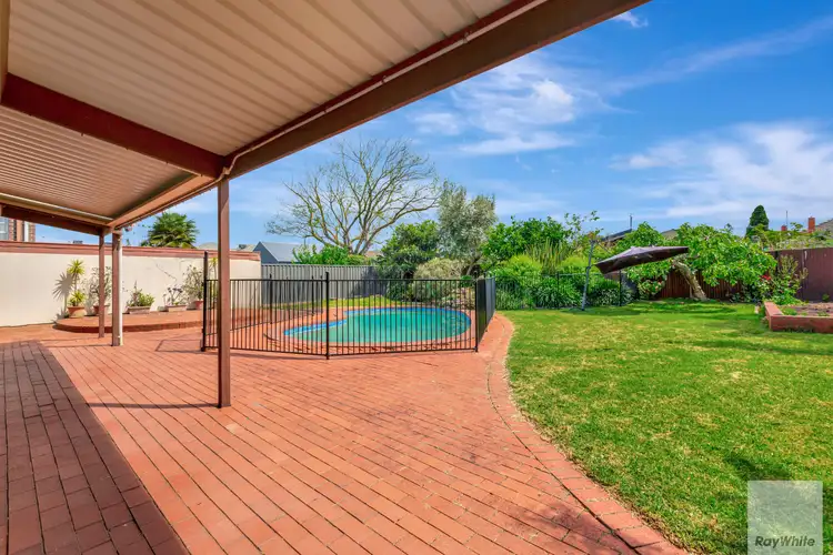 18 Pleasant Street, Pascoe Vale VIC 3044