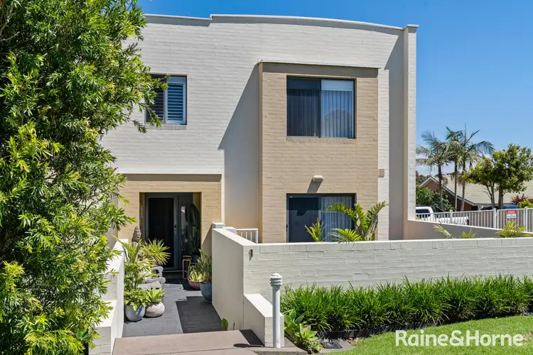 1/14 Dolphin Street, Ulladulla NSW 2539