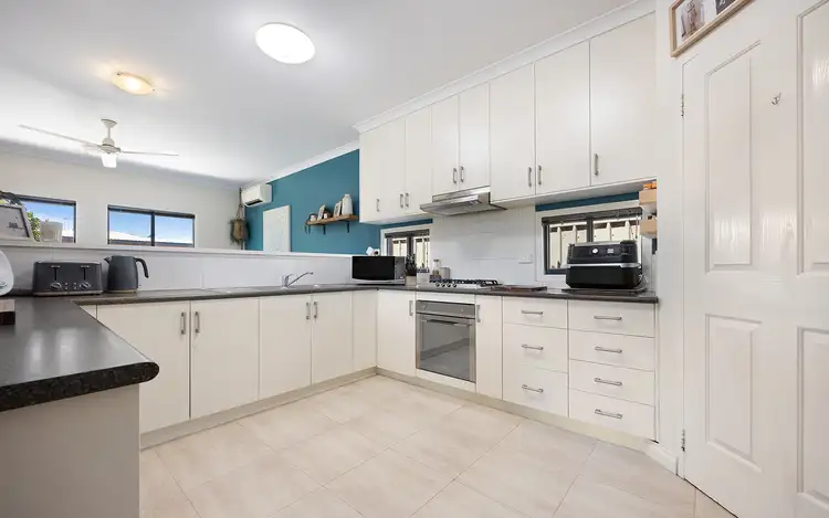 33 Honeyeater Corner, Nickol WA 6714