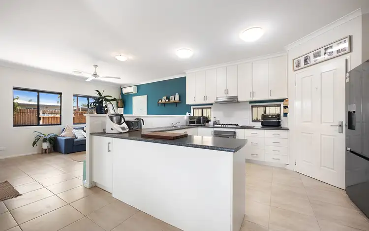 Second view of Homely house listing, 33 Honeyeater Corner, Nickol WA 6714