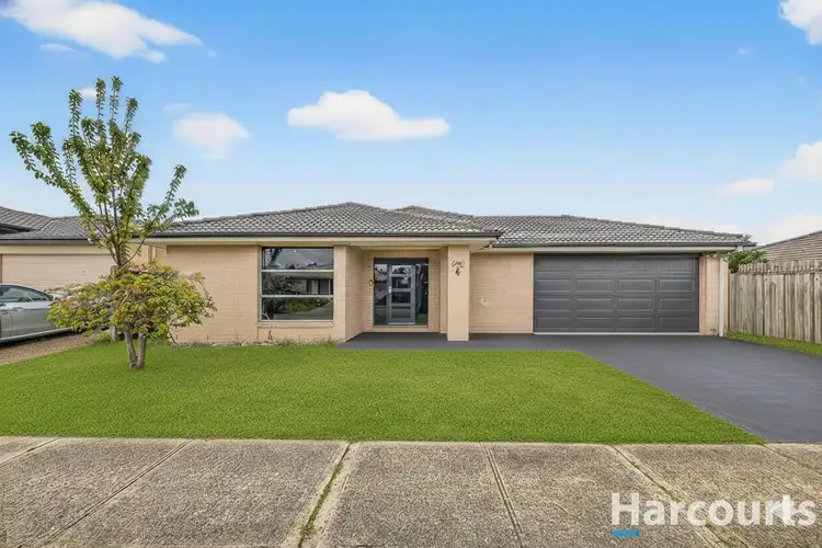 4 Bremer Street, Clyde North VIC 3978