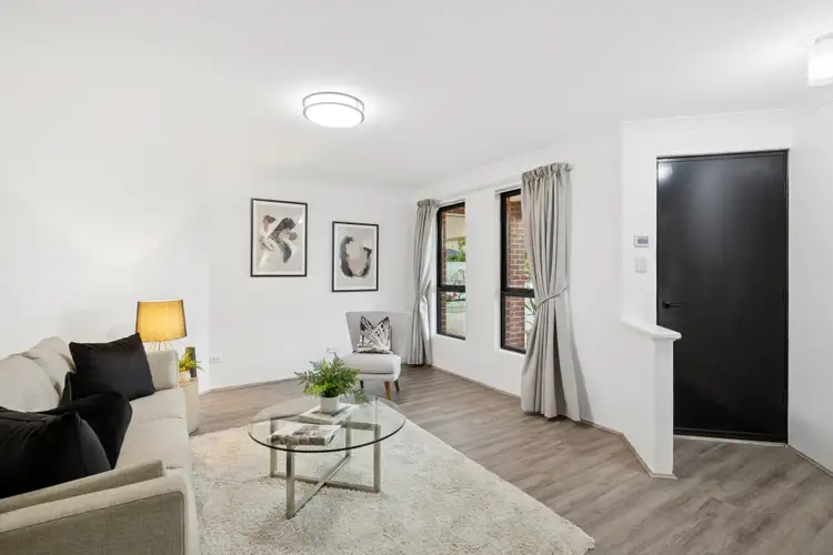 Fourth view of Homely house listing, 5 Copper Lane, Wattle Grove WA 6107