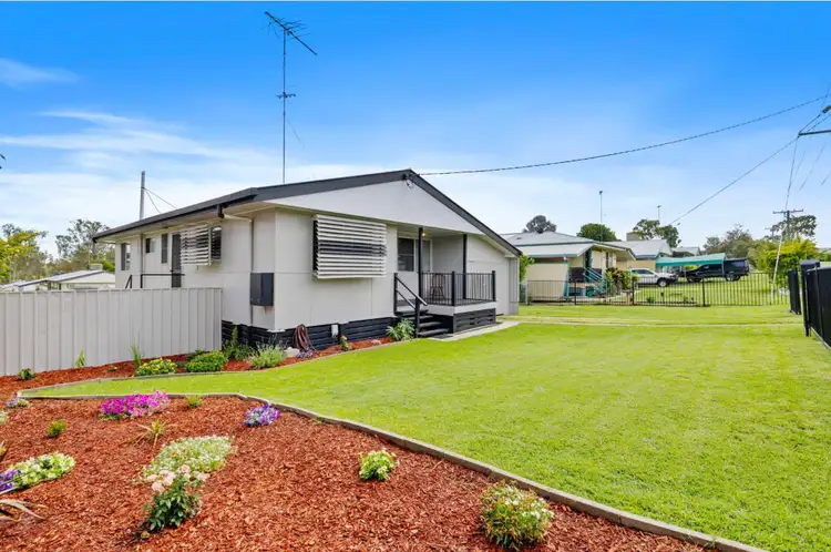 3 Stephenson Street, Moura QLD 4718