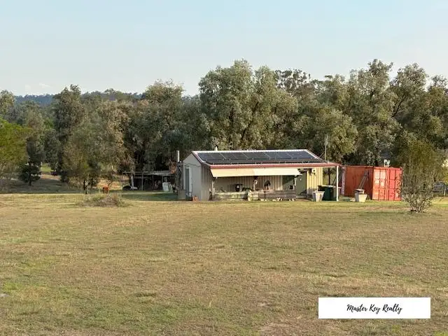 Second view of Homely rural property listing, 5 Susan Crescent, Proston QLD 4613