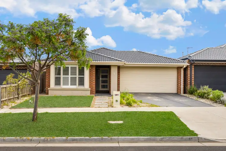 5 Bluegrass Way, Diggers Rest VIC 3427