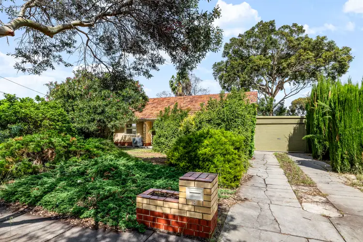 8 Diana Avenue, Parafield Gardens SA 5107