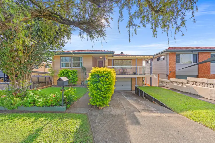 13A Eileen Avenue, Southport QLD 4215